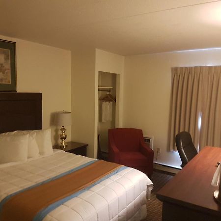 Ba Hotel Red Deer Luaran gambar