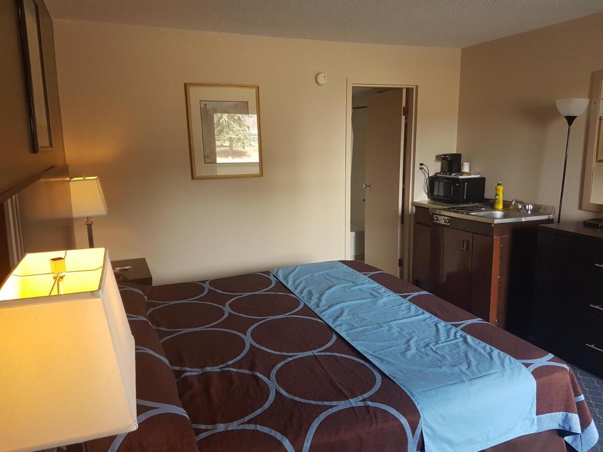 Ba Hotel Red Deer Luaran gambar