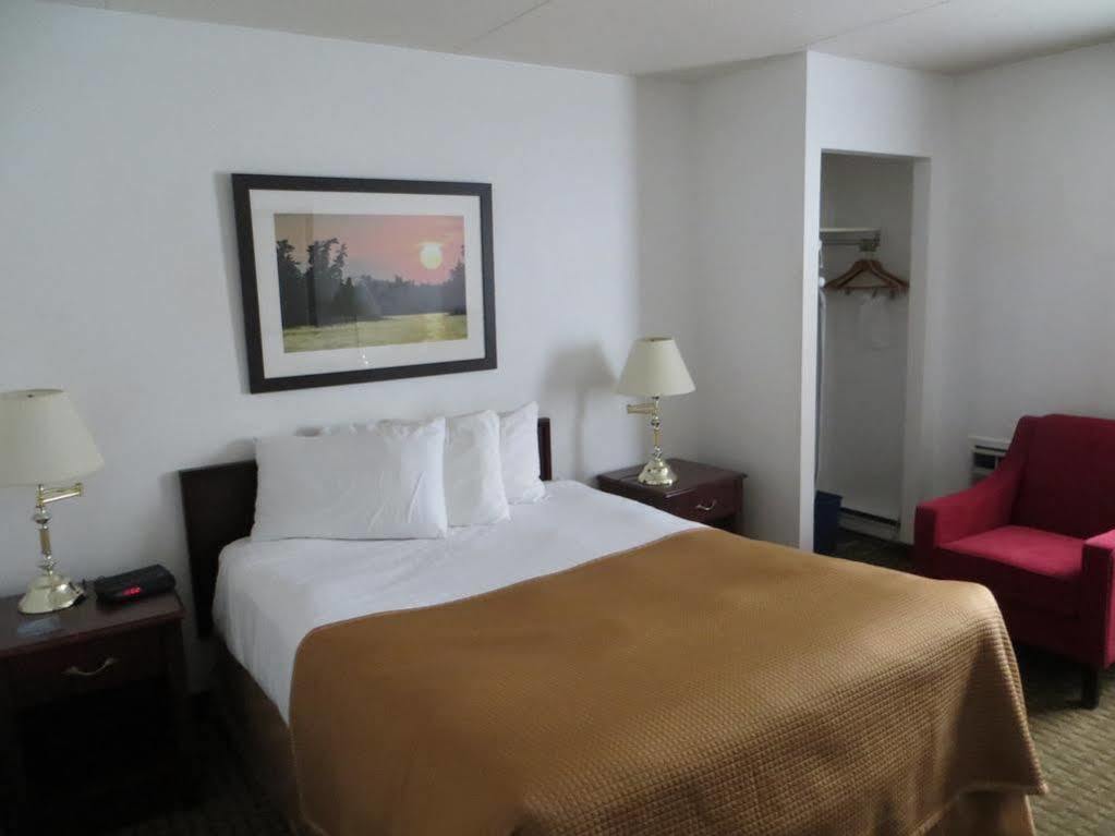 Ba Hotel Red Deer Luaran gambar